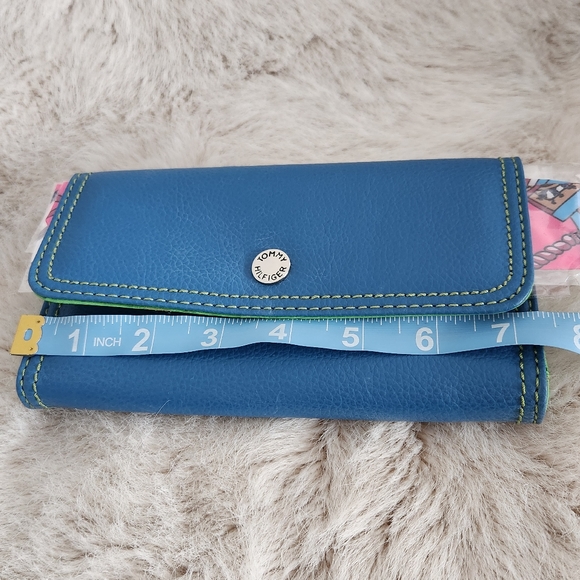NWT TOMMY HILFIGER Preppy "Butterfly Clutch" Wallet Blue & Green - Picture 13 of 15